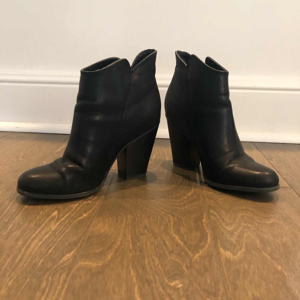 Michael Shannon Ankle Boots